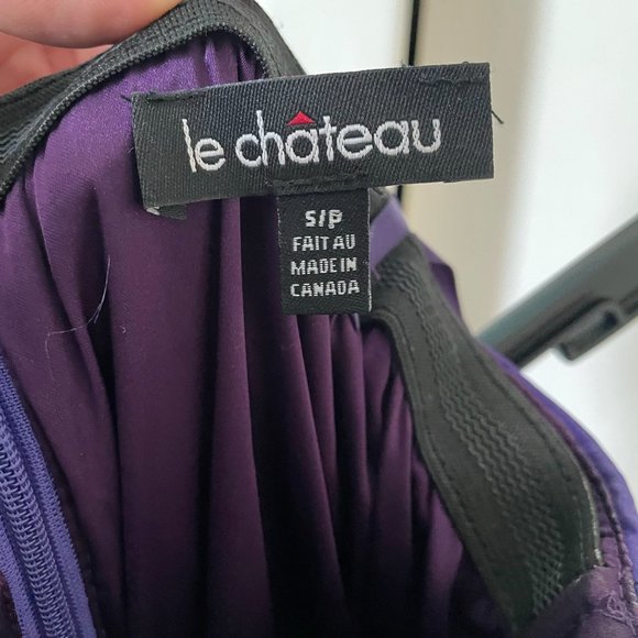 Loved, in Great Condition, Women's Purple Le Chateau Cocktail Dress Size S/P - Picture 2 of 5